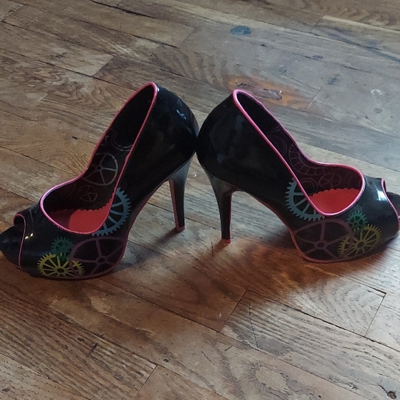 Elle Black and Pink High Heel Peep-Toe Shoes - Picture 5 of 9